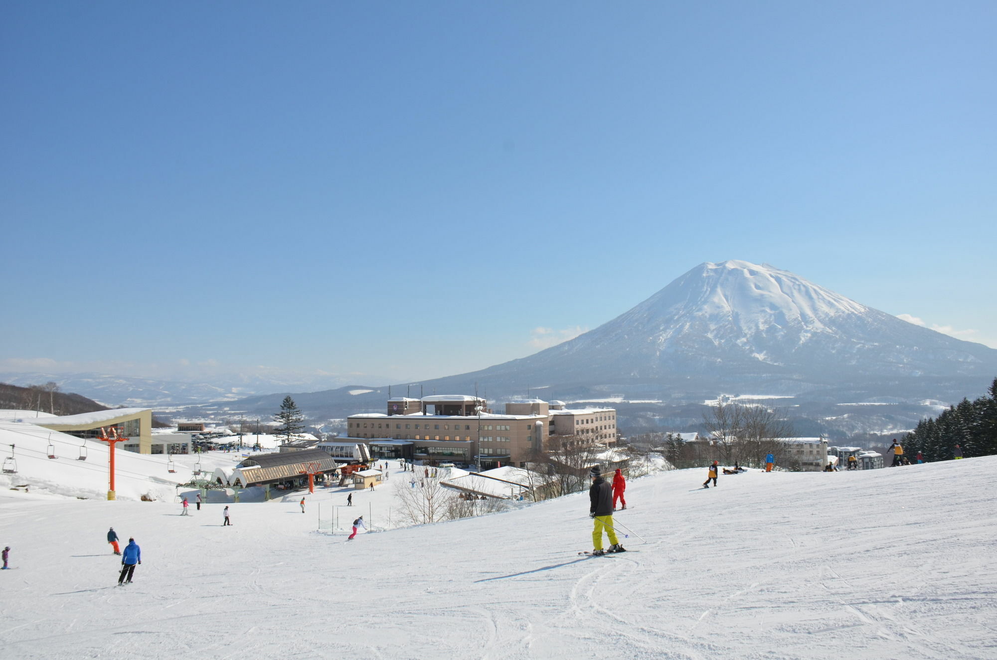 Hotel Niseko Alpen Кучан Екстериор снимка